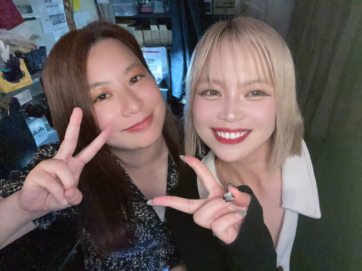 ココです⭐️ - 新橋 スナック CARAT UTAGE 宴