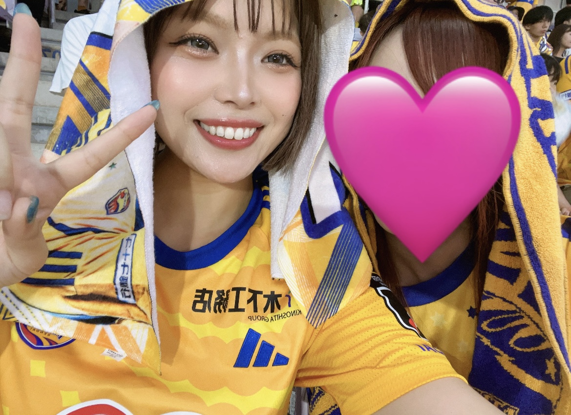 ココです⭐️ - 新橋 スナック CARAT UTAGE 宴