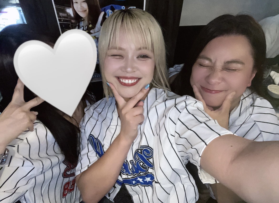 ココです⭐️ - 新橋 スナック CARAT UTAGE 宴