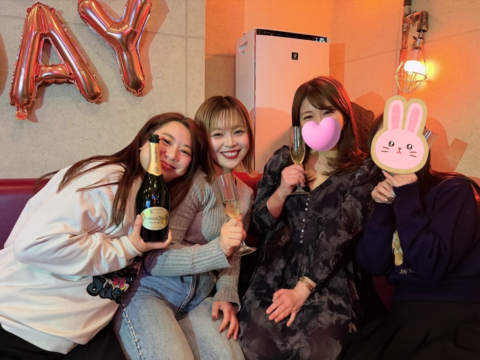 ココです⭐️ - 新橋 スナック CARAT UTAGE 宴